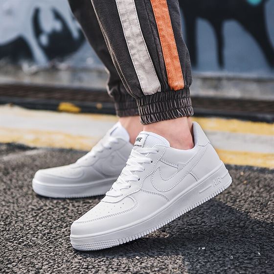 Couple Shoes Platform White Sneakers Male Unisex Casual Men's Fashion New Footwear Breathable